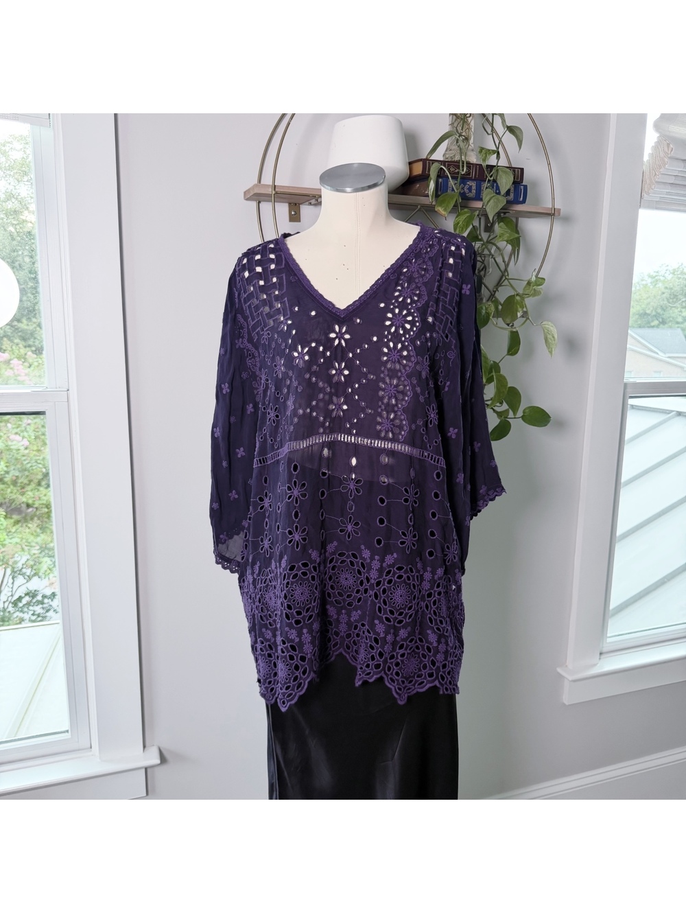Johnny Was Purple Embroidered V-Neck Tunic Top Size XS